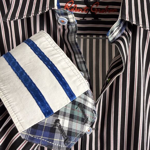 3 Robert Graham Men’s Shirt Bundle, Size Medium – Three Piece Lot, 100% Cotton - Picture 14 of 15